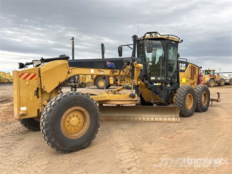 CAT 12M Motor Grader Greideriai