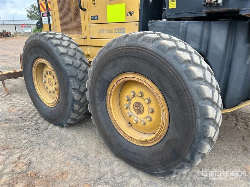 CAT 12M Motor Grader Greideriai