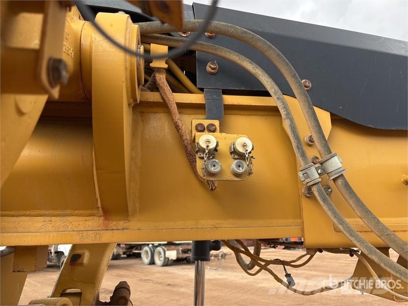 CAT 12M Motor Grader Grederji