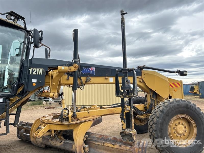 CAT 12M Motor Grader Greideriai