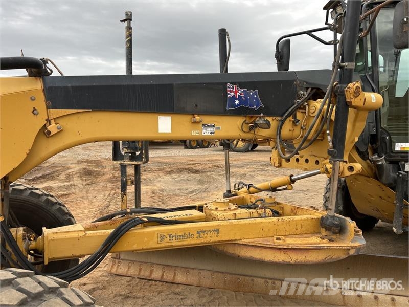 CAT 12M Motor Grader Greideriai