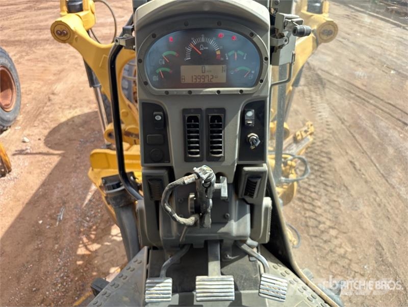 CAT 12M VHP Plus Motor Grader معدات تمهيد الطرق