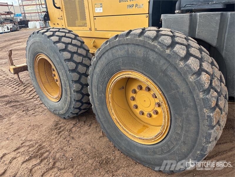 CAT 12M VHP Plus Motor Grader معدات تمهيد الطرق