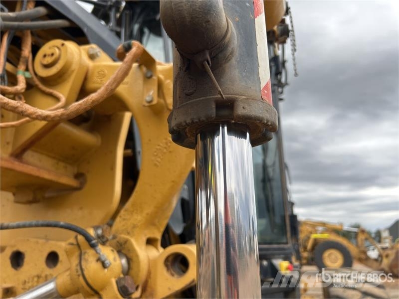 CAT 12M VHP Plus Motor Grader Grejderi