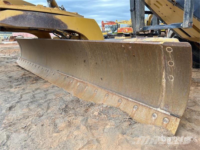 CAT 12M VHP Plus Motor Grader Grejderi