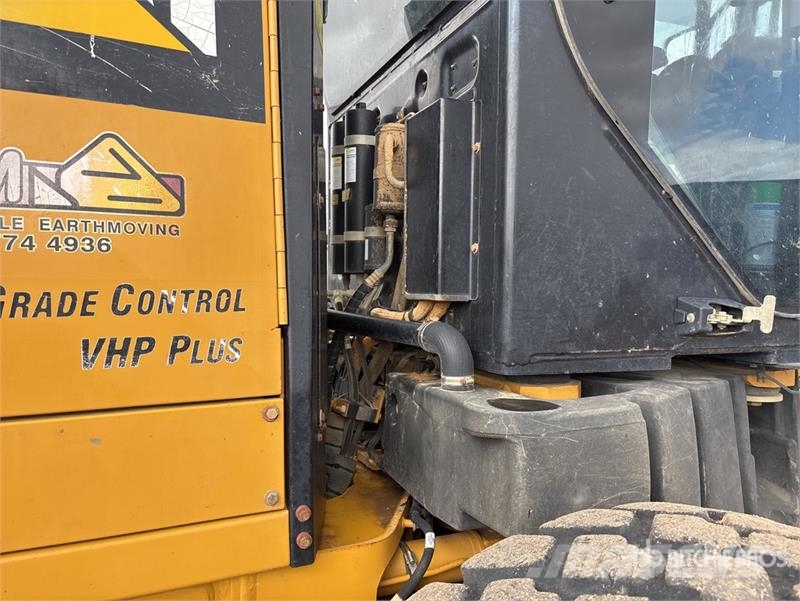 CAT 12M VHP Plus Motor Grader معدات تمهيد الطرق