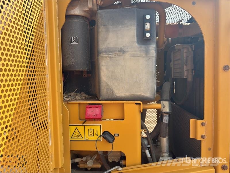 CAT 12M VHP Plus Motor Grader معدات تمهيد الطرق