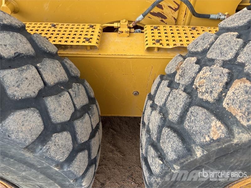 CAT 12M VHP Plus Motor Grader معدات تمهيد الطرق