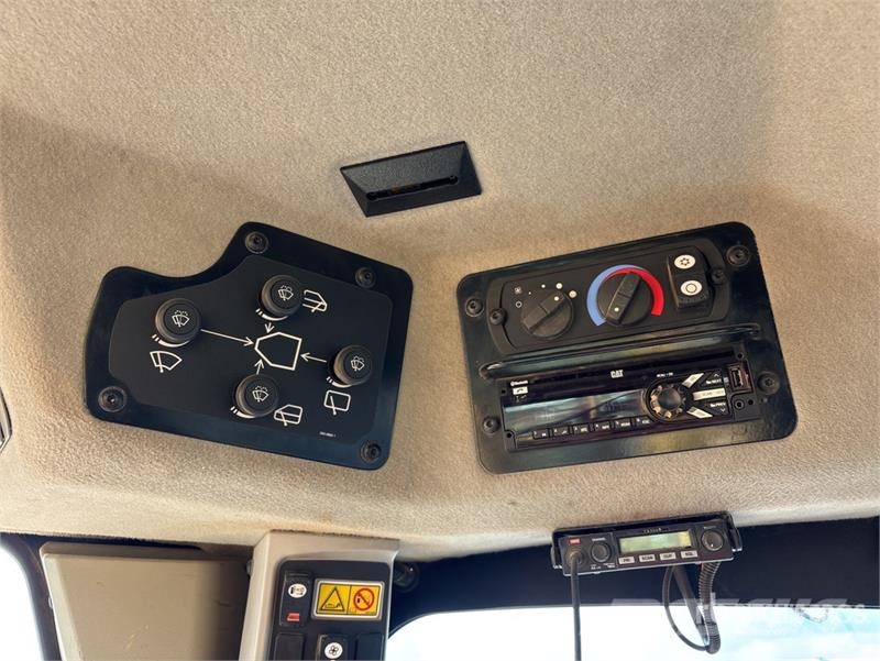 CAT 12M2 VHP Plus 平地机/推土机