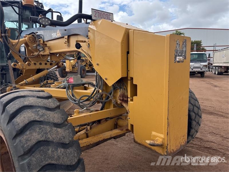 CAT 12M2 VHP Plus 平地机/推土机