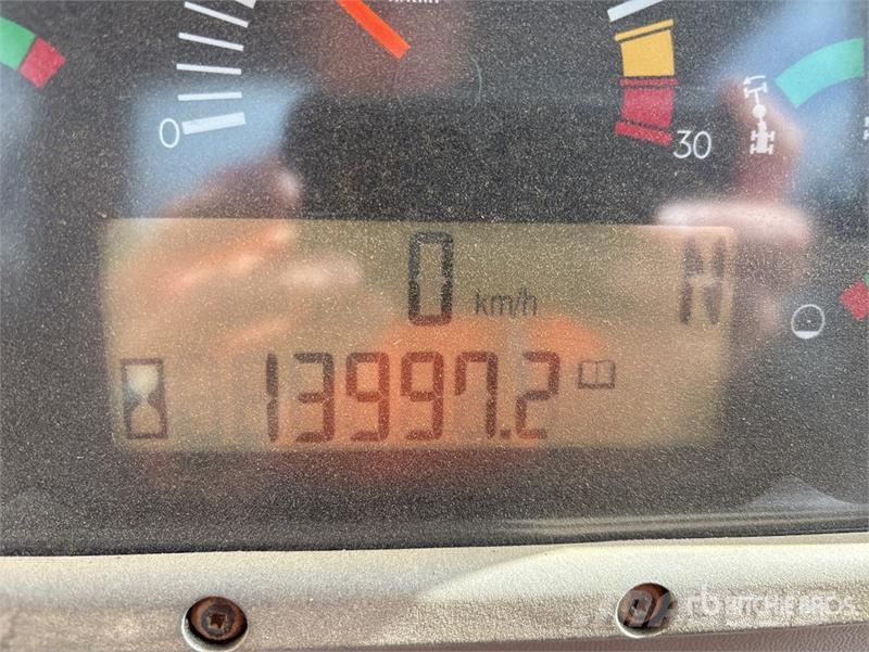 CAT 12M2 VHP Plus 平地机/推土机