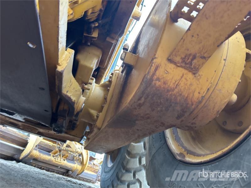 CAT 140M Motor Grader Graders