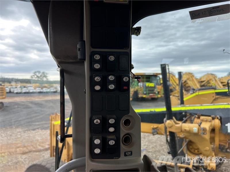 CAT 140M Motor Grader Graders