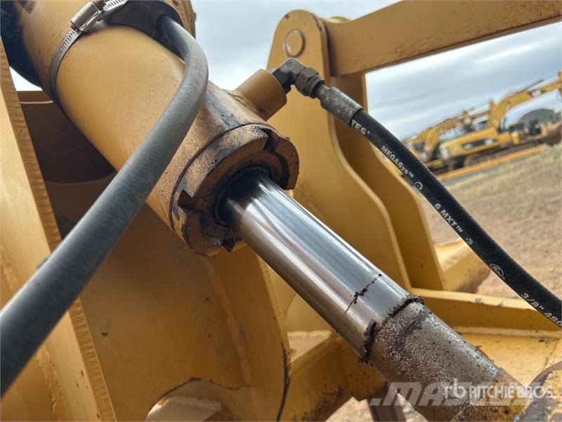 CAT 140M3 Motor Grader Greiderid