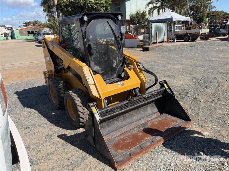 CAT 236D3 Two-Speed Skid Steer Loader Skid steer loaders