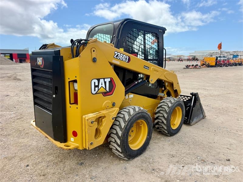 CAT 236D3 Two-Speed Skid Steer Loader 滑移装载机
