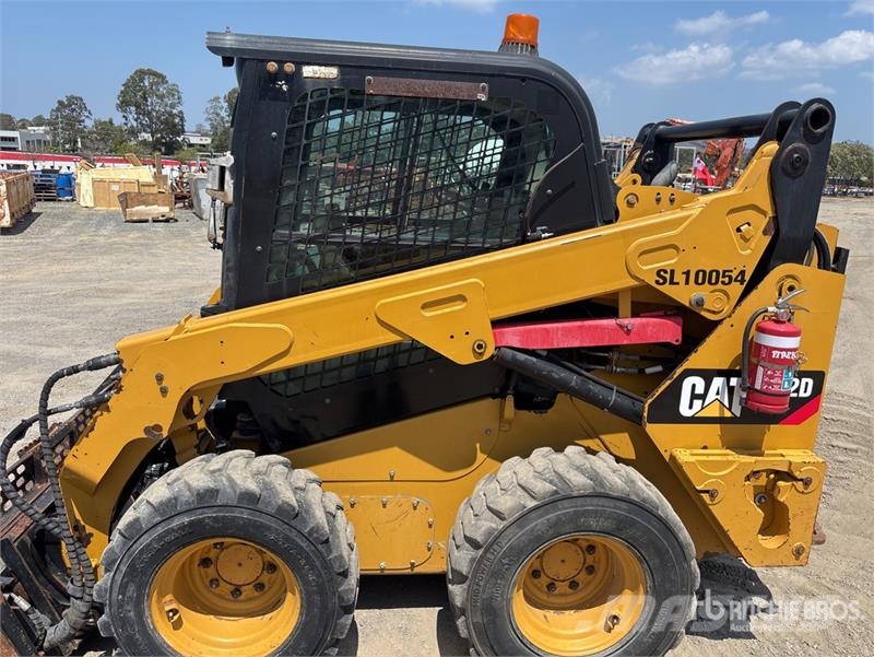 CAT 242D Mini incarcator