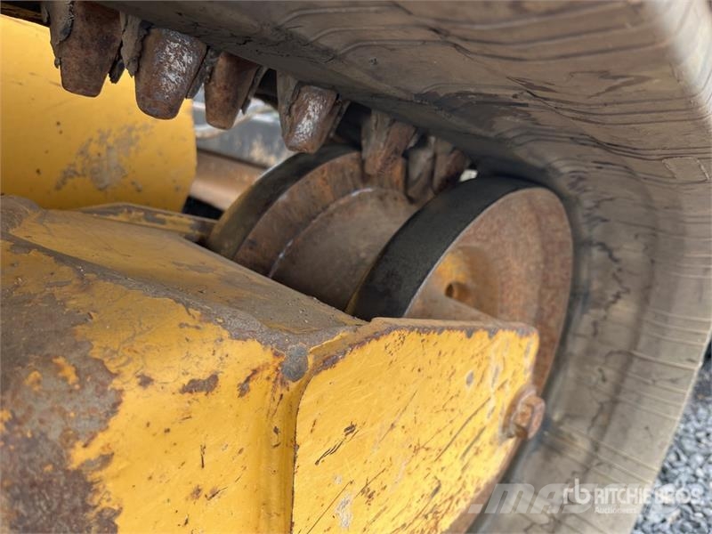CAT 289D Lietoti riteņu kompaktiekrāvēji