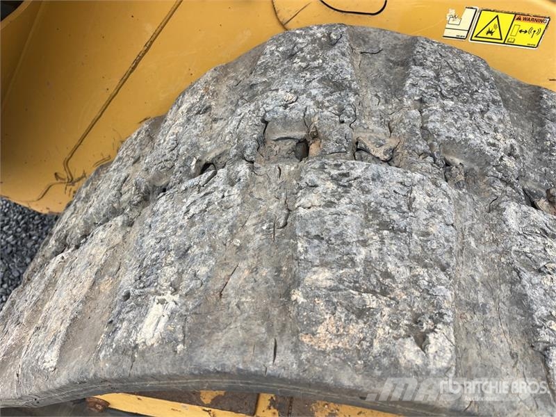 CAT 289D Lietoti riteņu kompaktiekrāvēji