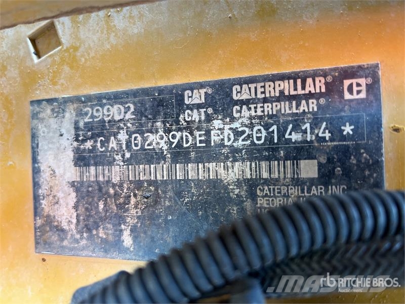 CAT 299D2 Skid steer mini nakladalci