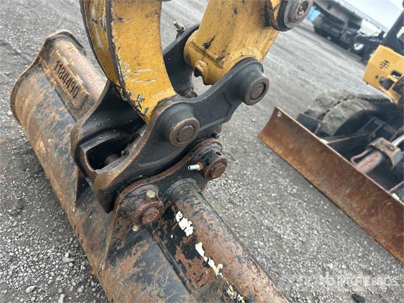 CAT 301.4C Tracked Excavator Гусеничные экскаваторы