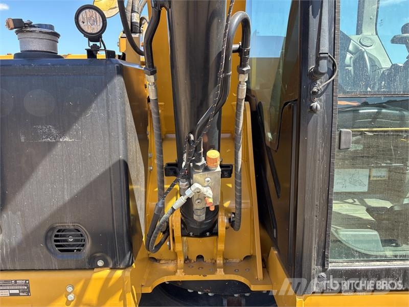 CAT 308 CR Tracked Excavator Excavatoare pe șenile