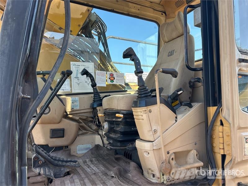 CAT 320 Tracked Excavator Bageri gusjeničari