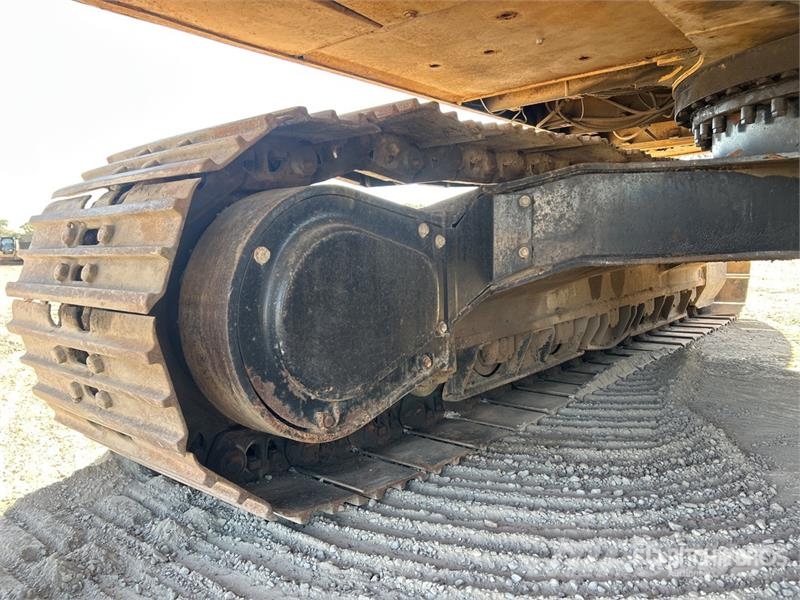 CAT 320 Tracked Excavator Bageri gusjeničari