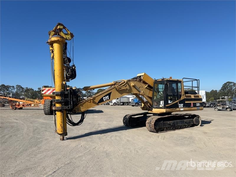 CAT 320 Tracked Excavator Bageri gusjeničari