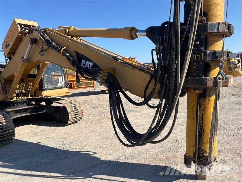 CAT 320 Tracked Excavator Bageri gusjeničari