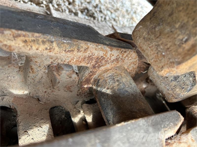 CAT 320D L Bageri gusjeničari