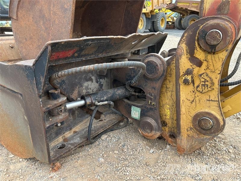 CAT 320D L Bageri gusjeničari