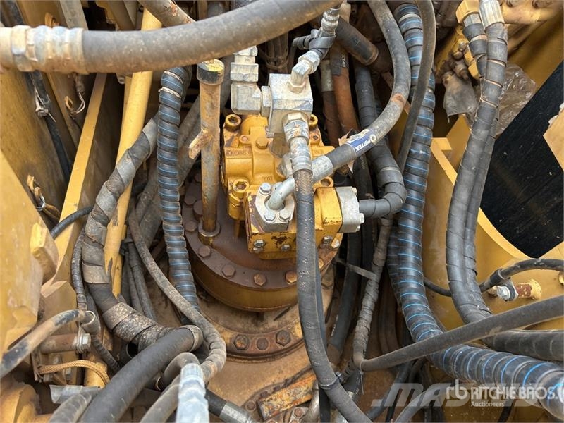 CAT 320D L Bageri gusjeničari
