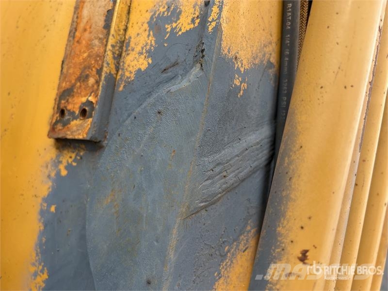 CAT 320E Bageri gusjeničari