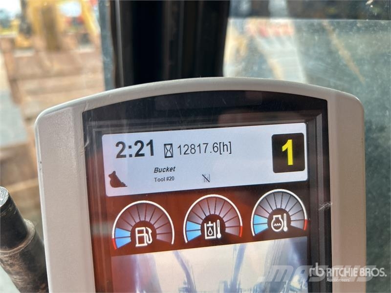 CAT 320E Bageri gusjeničari
