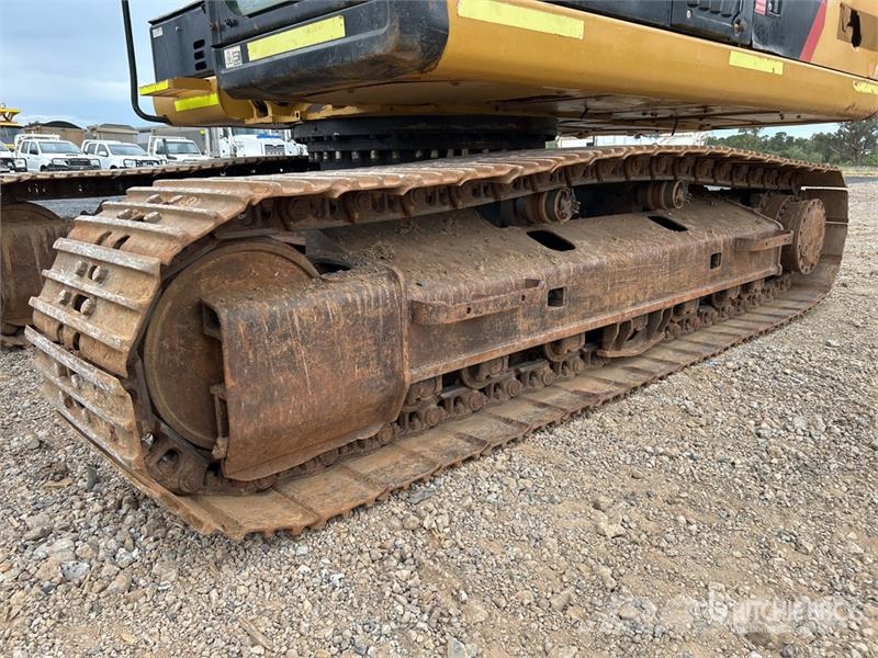 CAT 320E Bageri gusjeničari