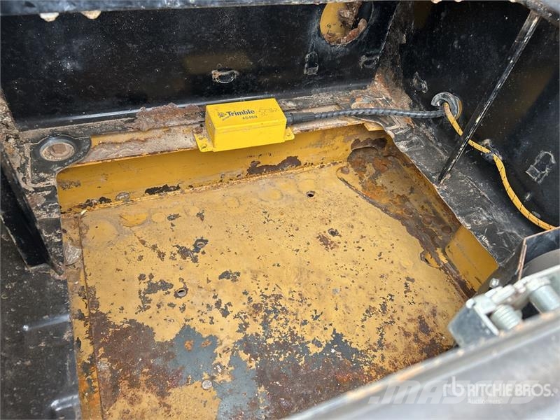 CAT 320E Bageri gusjeničari