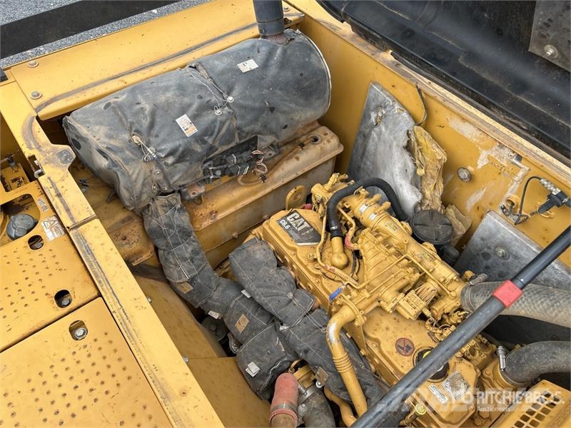 CAT 320E Bageri gusjeničari