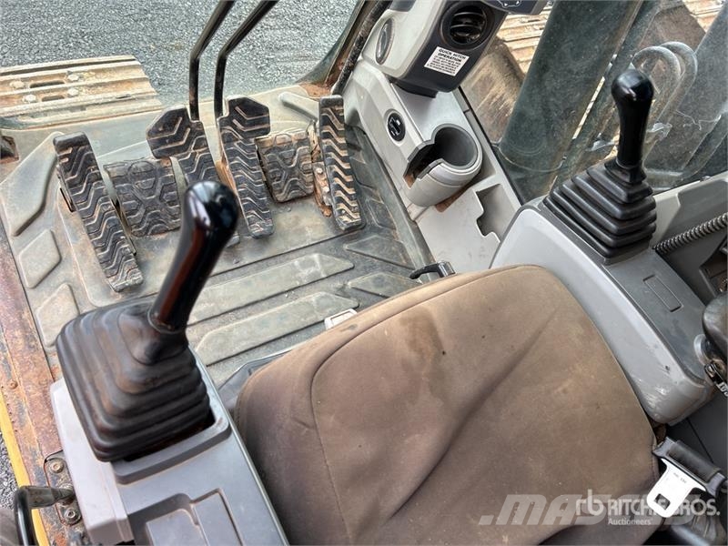 CAT 320E Bageri gusjeničari