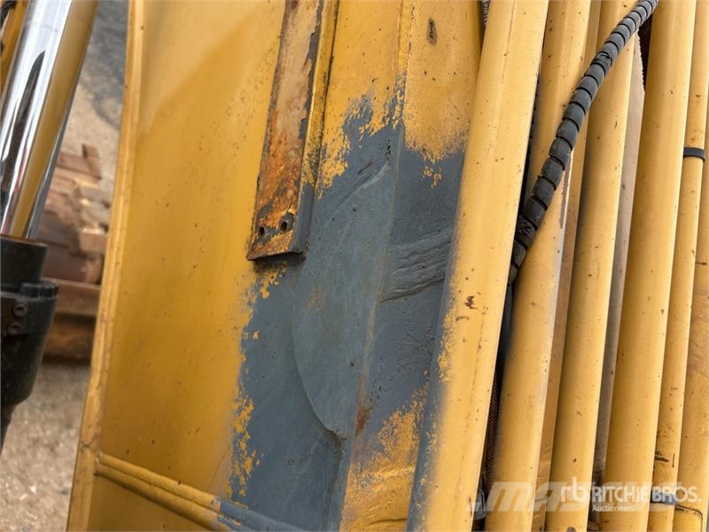 CAT 320E Bageri gusjeničari
