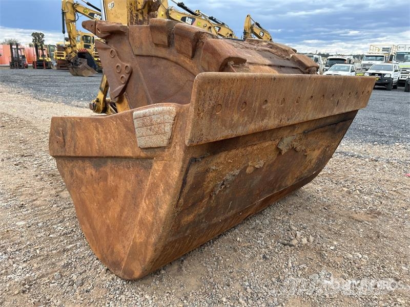CAT 320E Bageri gusjeničari