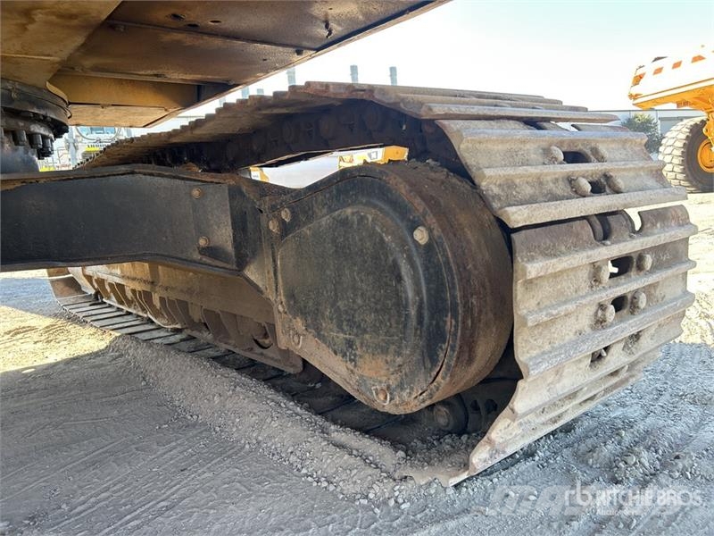 CAT 320L Crawler excavators