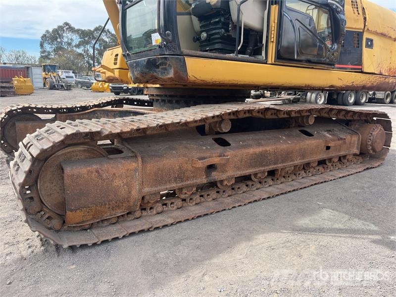 CAT 322C L Tracked Excavator Crawler excavators