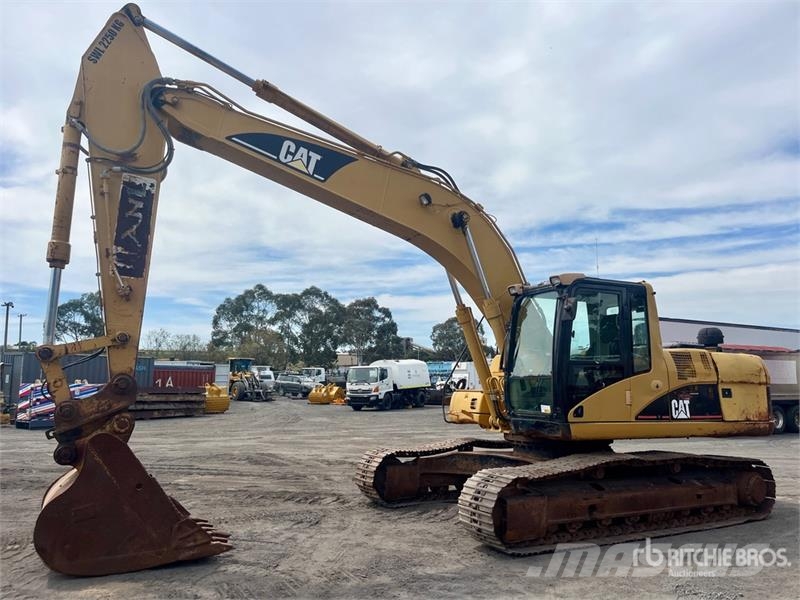 CAT 322C L Tracked Excavator Crawler excavators