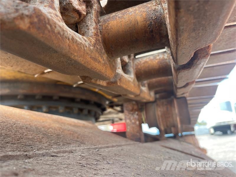CAT 322C L Tracked Excavator Crawler excavators