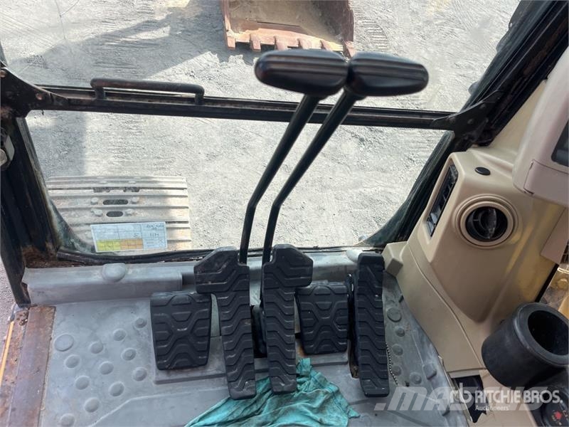 CAT 322C L Tracked Excavator Crawler excavators