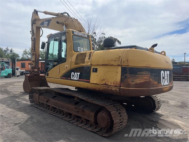 CAT 322C Tracked Excavator Telakaivukoneet