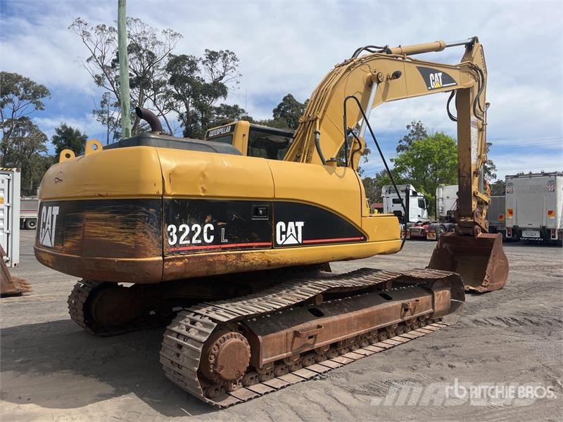 CAT 322C Tracked Excavator Telakaivukoneet
