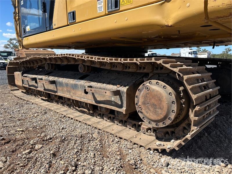 CAT 323 Tracked Excavator Bageri gusjeničari