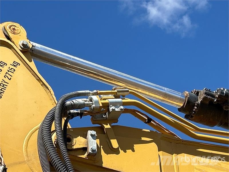 CAT 323 Tracked Excavator Bageri gusjeničari